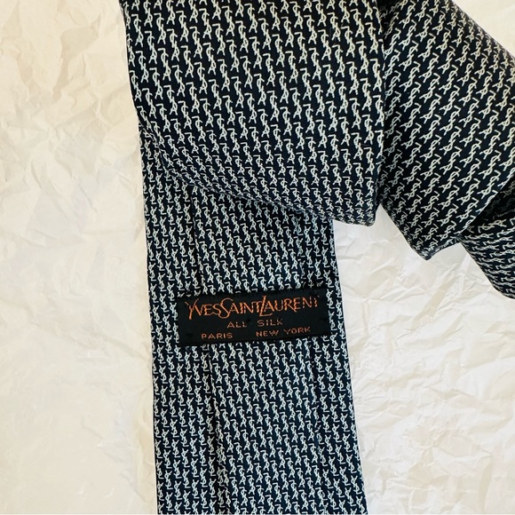 Yves Saint Laurent YSL Necktie Tie 100% Silk Logo print - Picture 5 of 5
